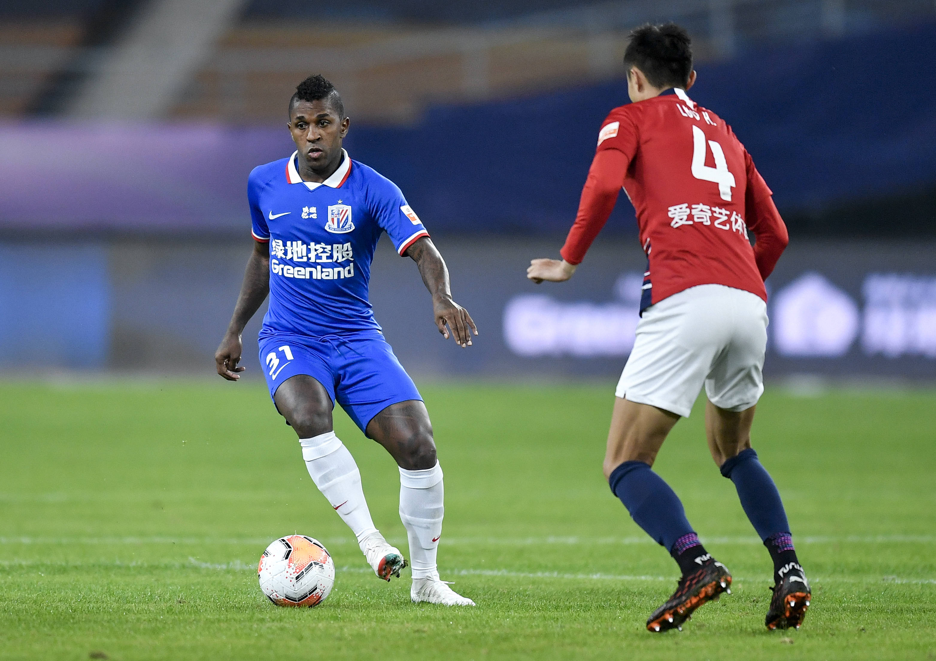 毕尔巴鄂竞技对阵马德里竞技：西甲第15轮巅峰对决，谁能笑到最后？