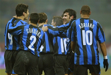 阿森纳vs拜仁：萨卡、埃泽首发，凯恩、奥利塞、卡尔出战