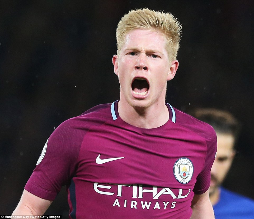 足球欧冠决赛将首次引入AI裁判辅助系统