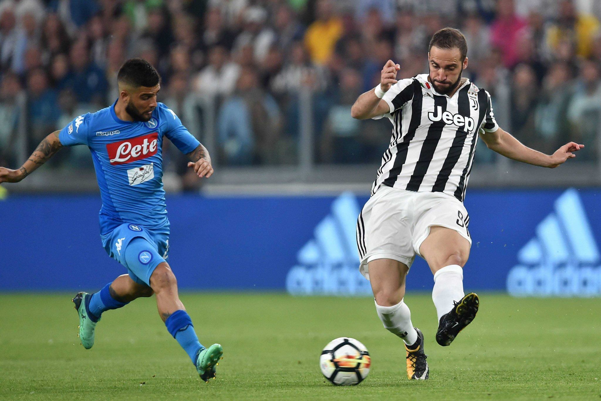 记者：邓卓翔尚未与三镇有进一步沟通，三镇目前也没换帅消息