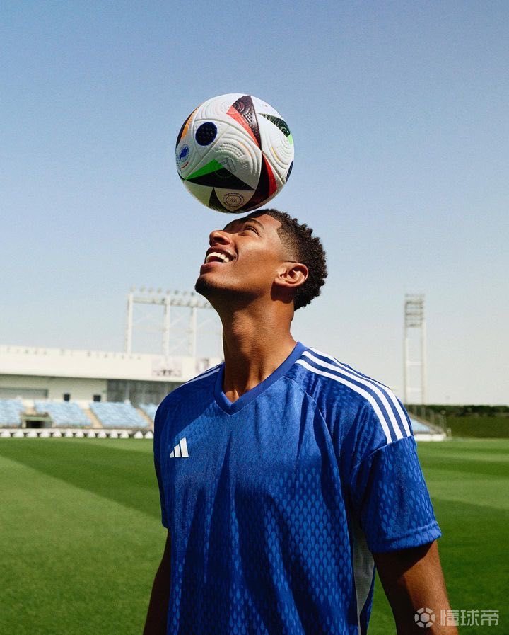 雷迪克：不认为詹姆斯需要重拾信心，他因为伤病还在追赶进度